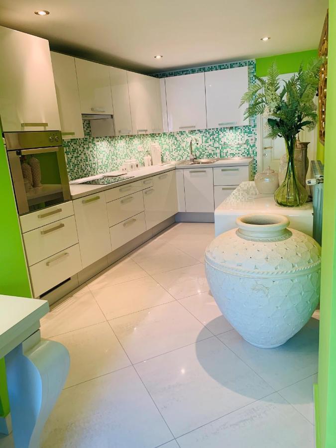 Luxury Pool Central Makarska Apartment By Maryn 외부 사진